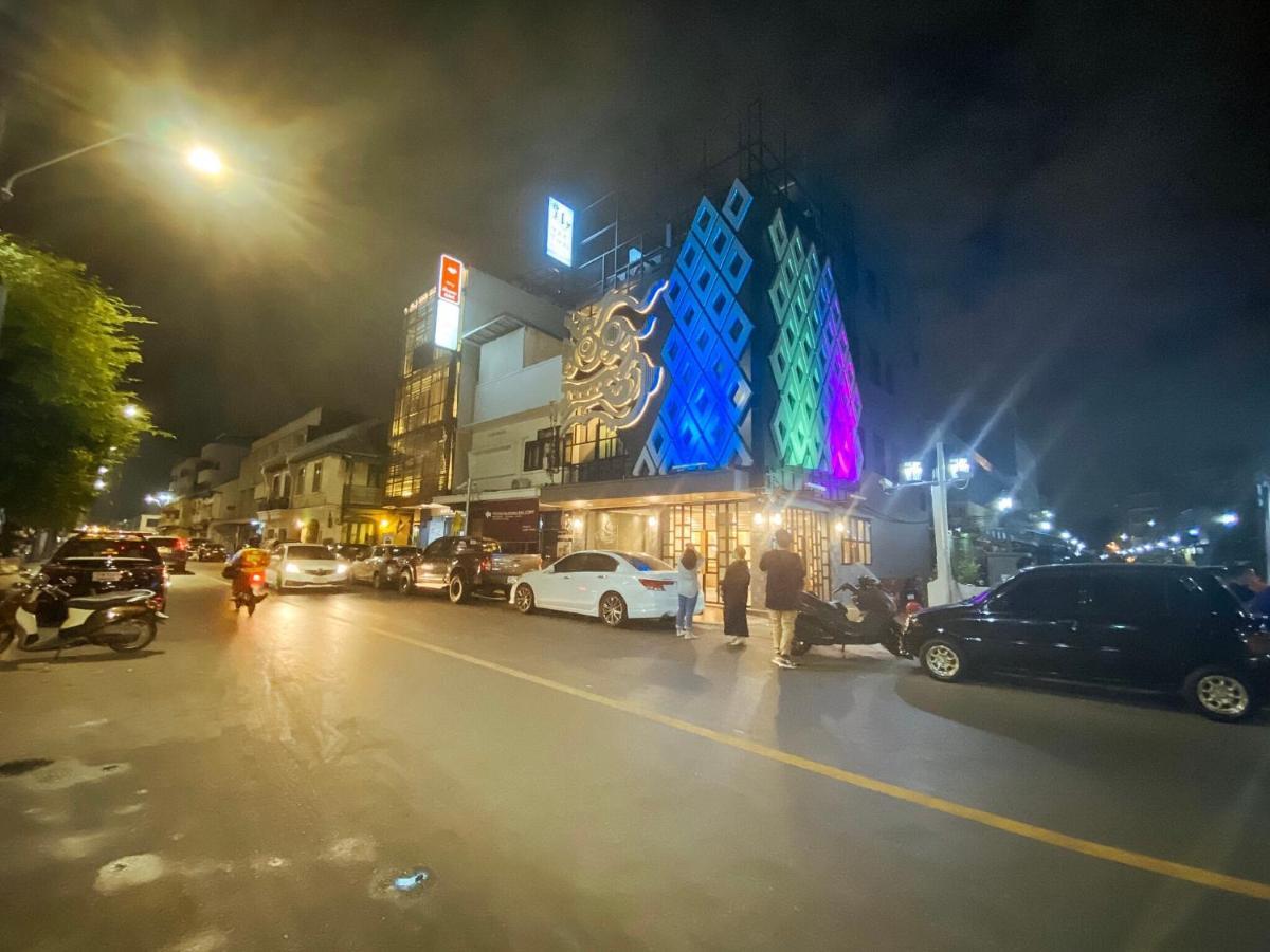 Yakthai Poshtel Bangkok Kültér fotó